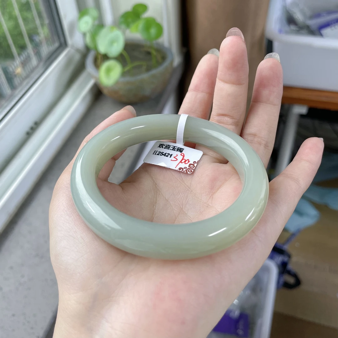 新疆且末料正装手镯天然玉石和田玉多样性发货圈口50-62mm