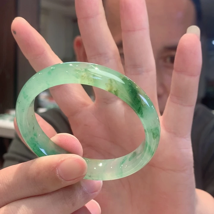 石英质玉未镶嵌手链福利卡53.9