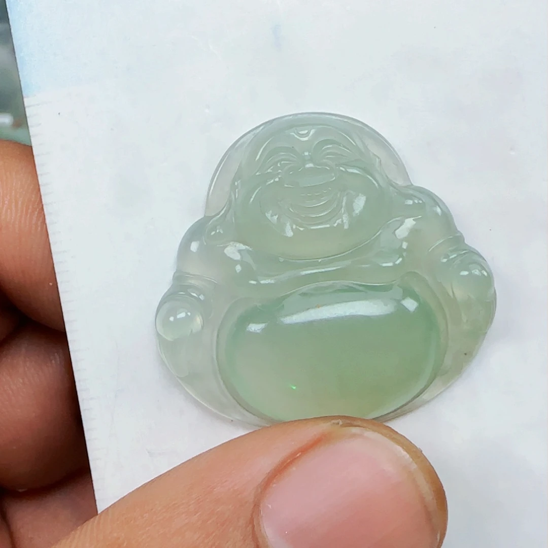 翡翠颈饰未镶嵌，