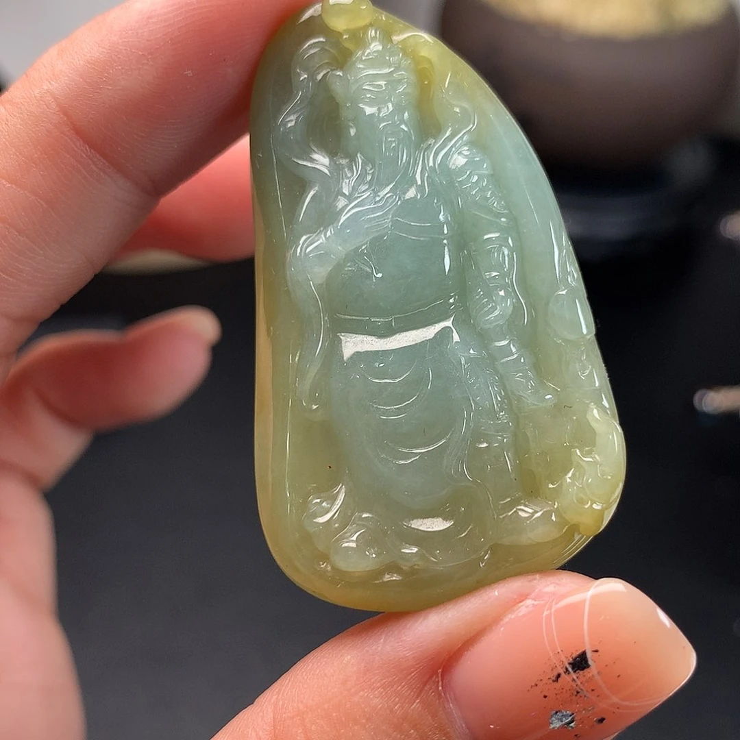 翡翠未镶嵌颈饰关二爷