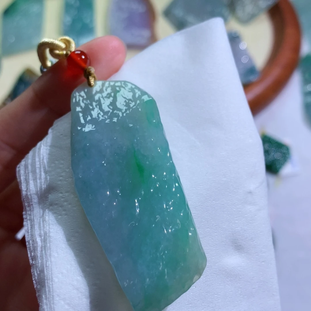 【闪购商品】翡翠吊坠(不含链)未镶嵌 1886