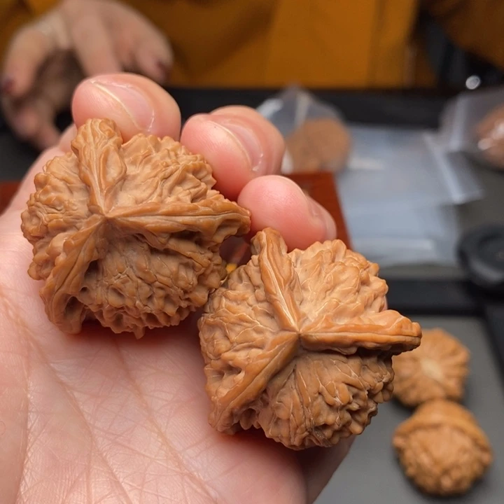 文玩核桃把件机*连三棱38