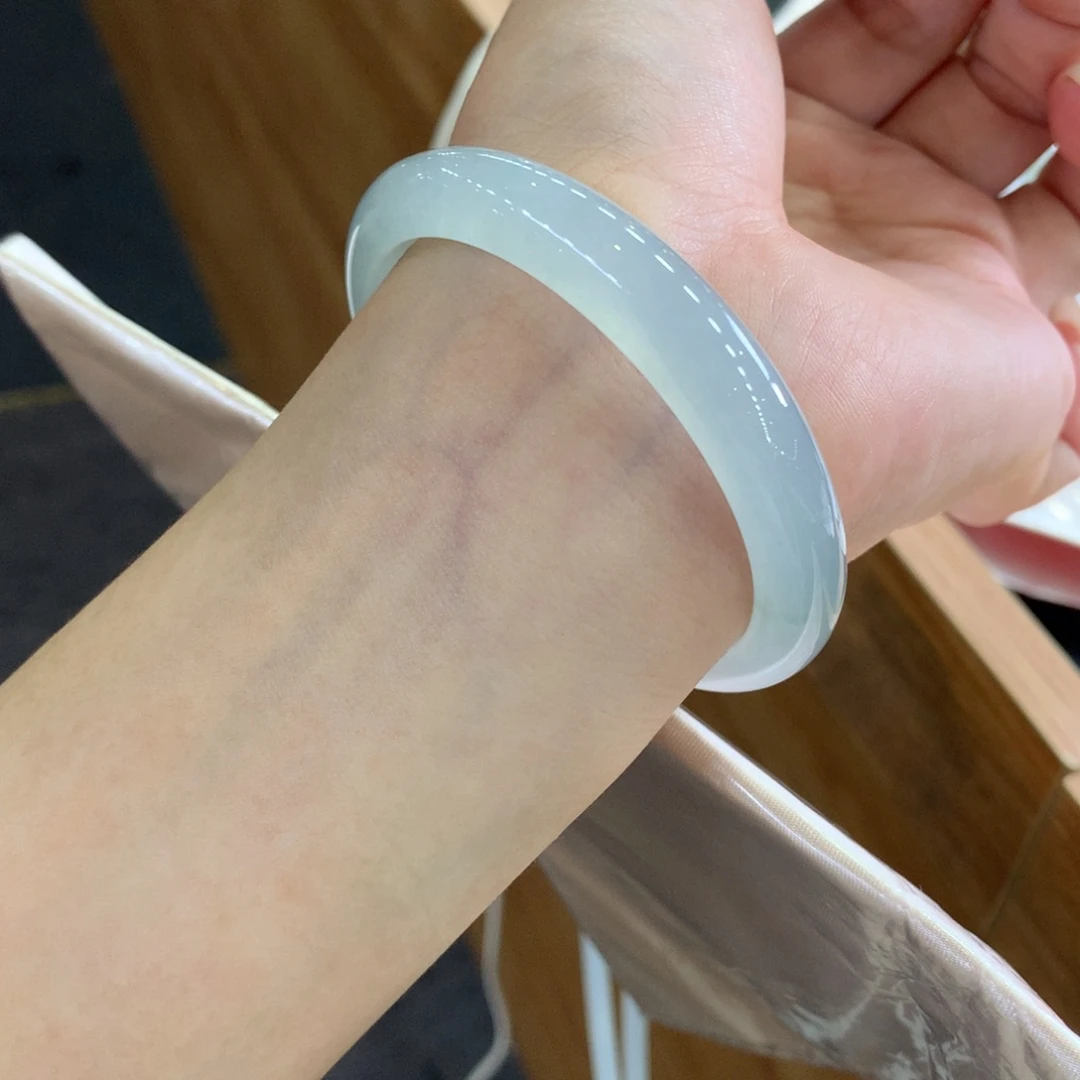 翡翠未镶嵌手镯天然Ａ货翡翠52/53