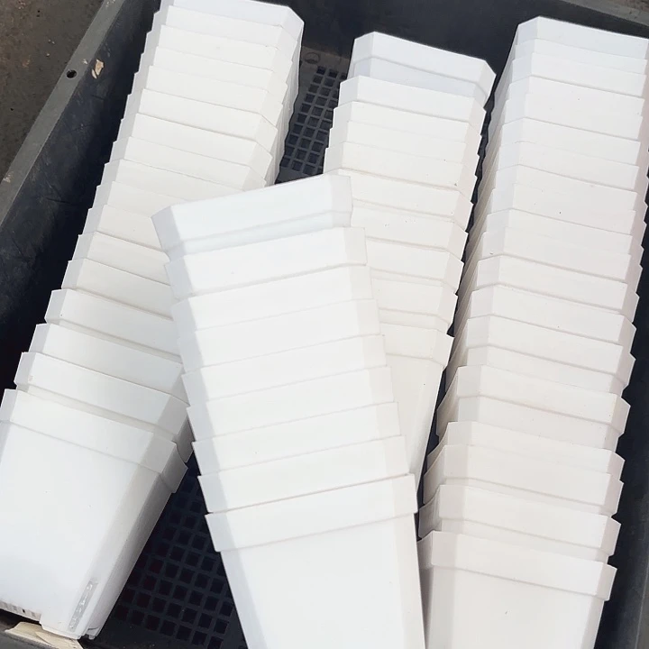 7公分白方盆40个