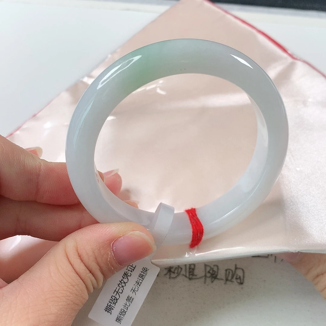 翡翠手镯未镶嵌①③②