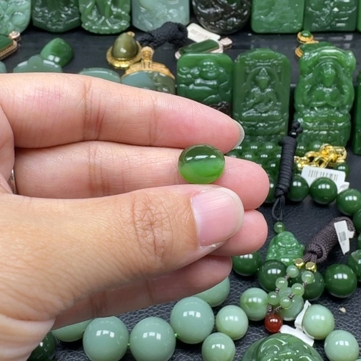 常***装和田玉未镶嵌颈饰