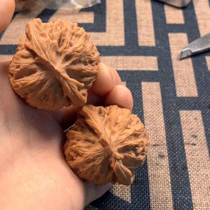 文玩核桃吊坠全品宫灯