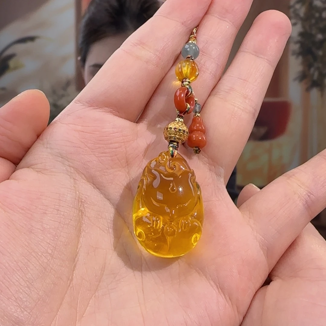 蜜蜡未镶嵌吊坠(赠链)