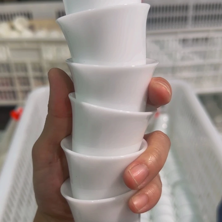微瑕冰种品茗杯6个一组