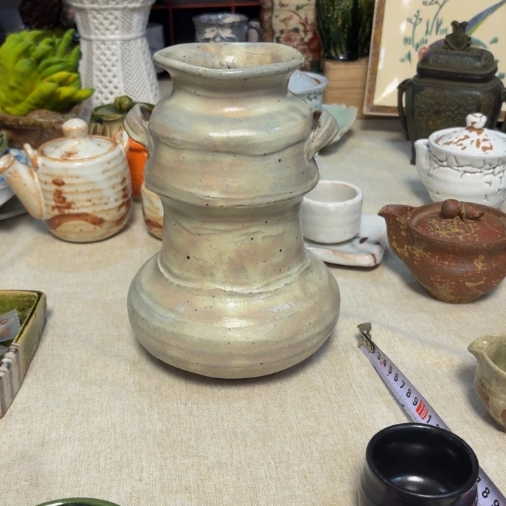 陶泥一个大花器就