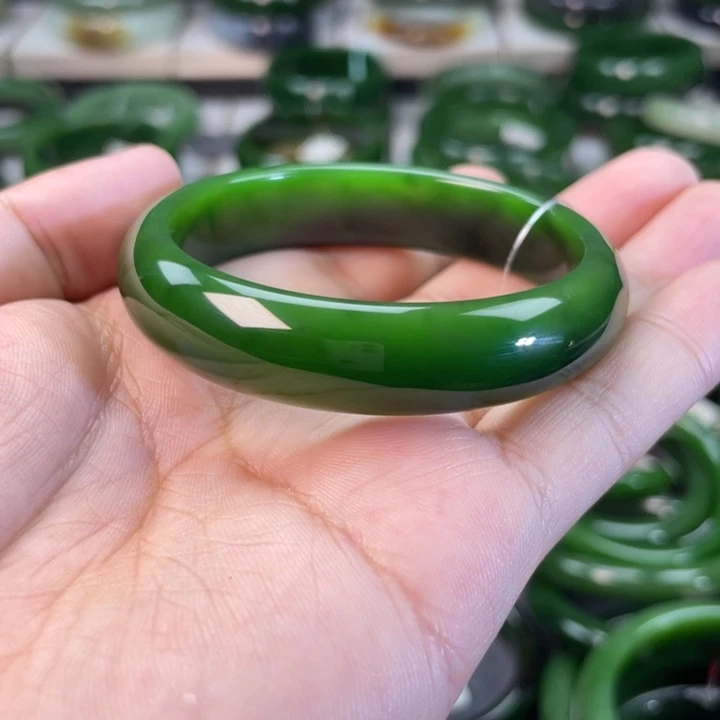 和田玉（碧玉）手镯未镶嵌