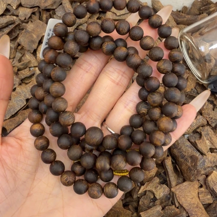 呵***四沉香沉香香囊虫漏沉水0.8规格41