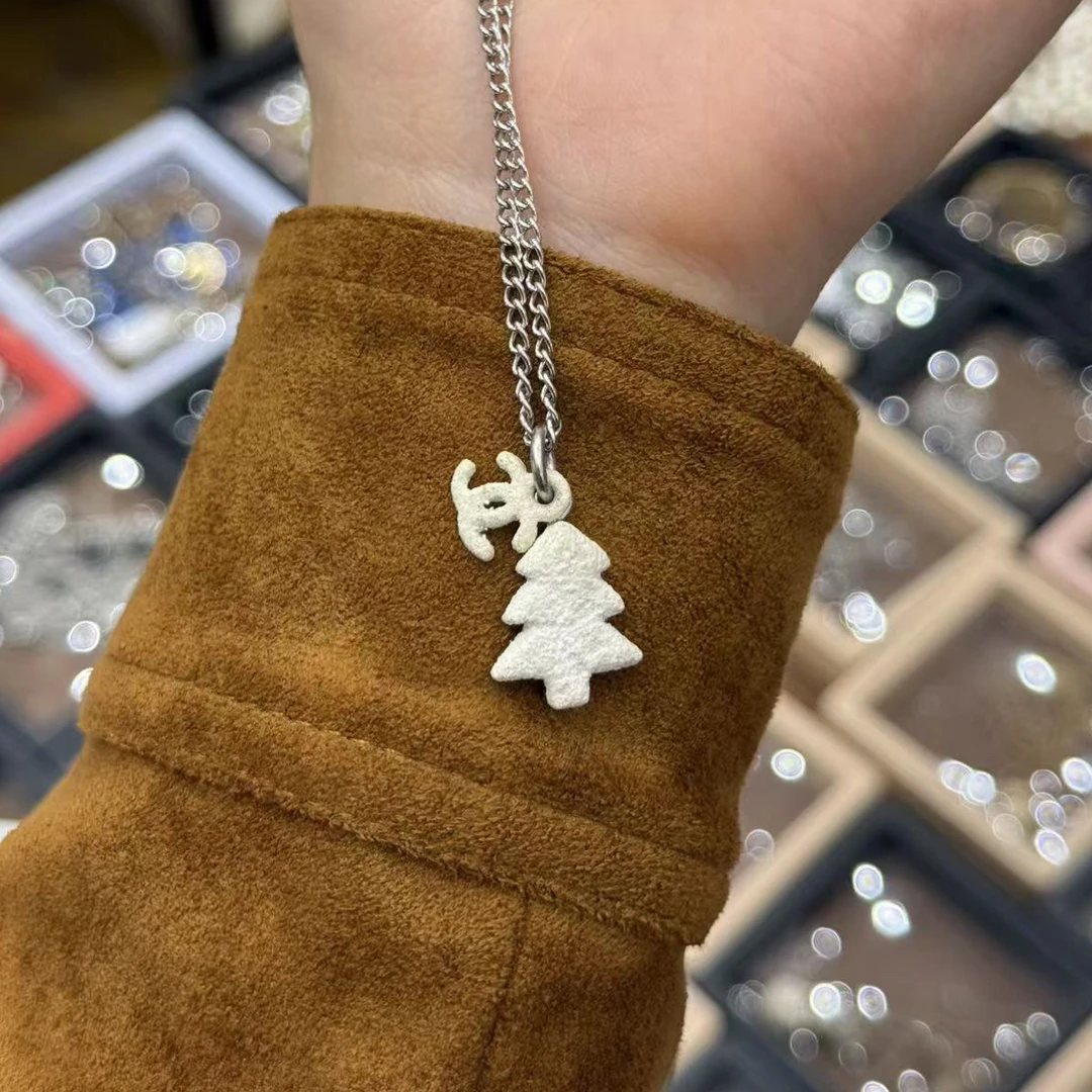 95新 Chanel/香奈儿 包展 | Chanel糖霜双c圣诞树项链