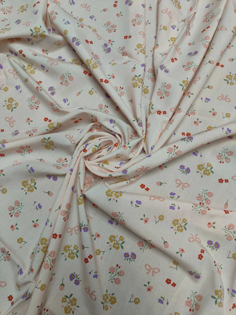 三米包邮 精品50支绵绸布料 粉底小碎花