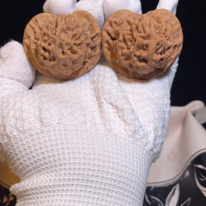 吊坠文玩核桃全品43桃心宫灯