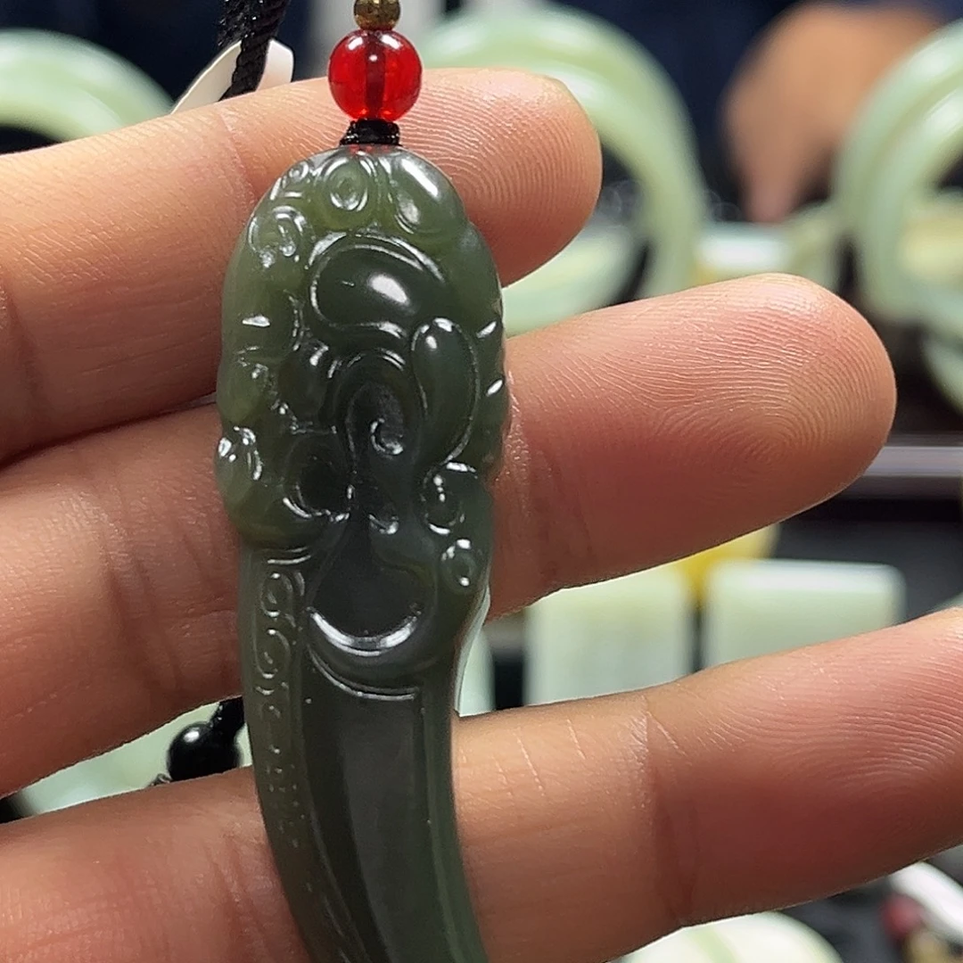 和田玉未镶嵌吊坠(不含链)