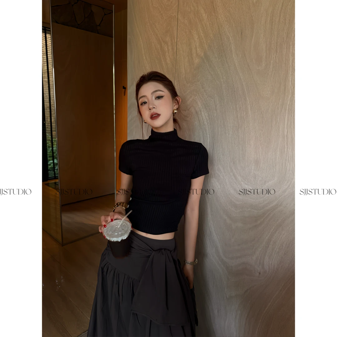 【娇娇私服定制】新款简约半高领坑条短袖T恤（衣长50）80111#