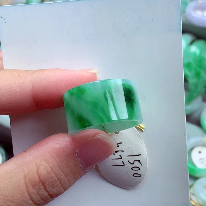 翡翠未镶嵌戒指20.21号