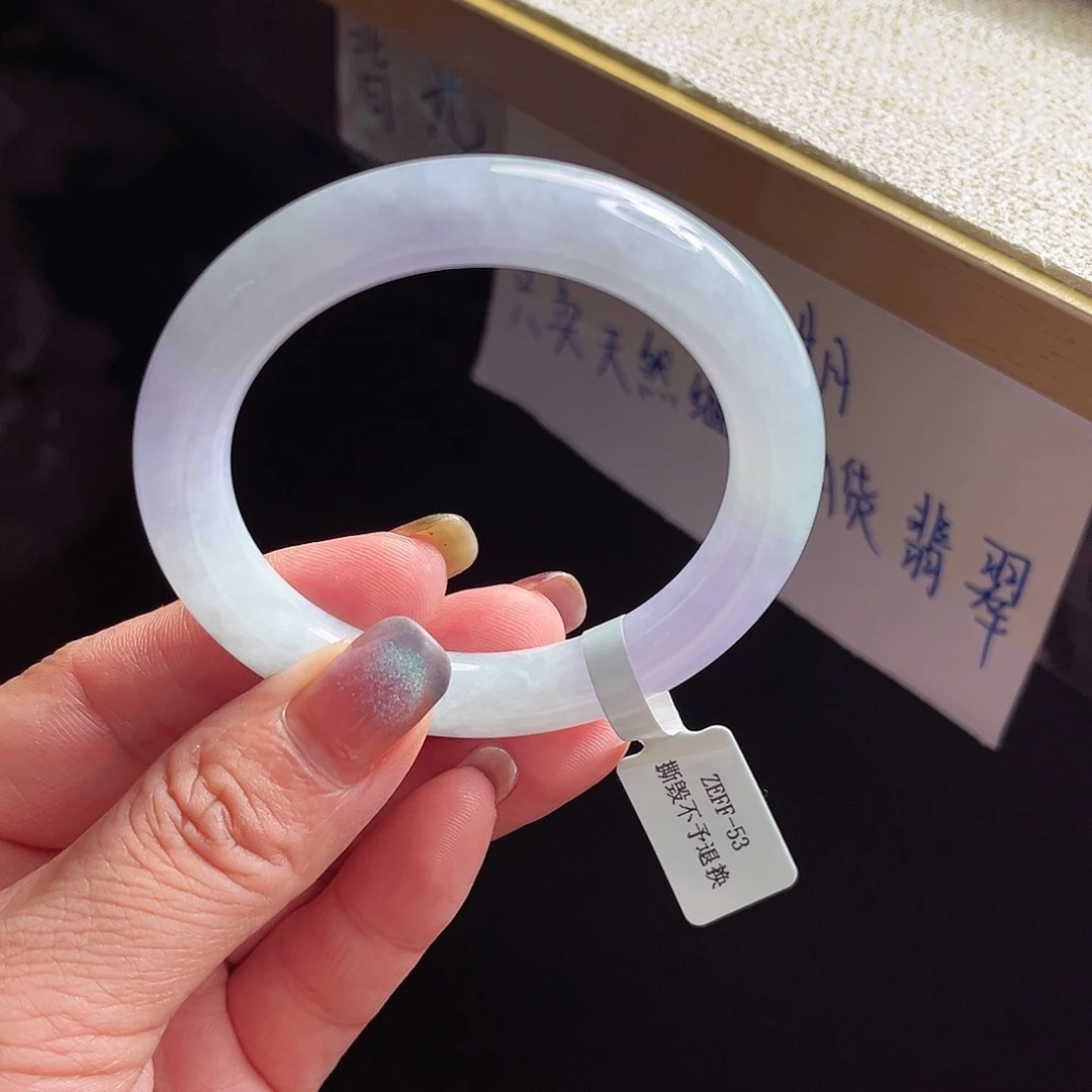 翡翠手镯未镶嵌手镯