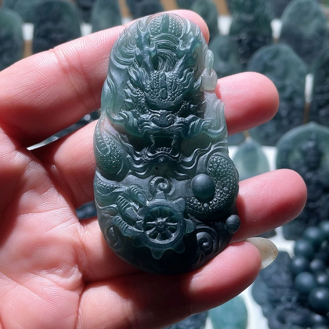 定制翡翠未镶嵌龙