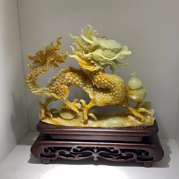 未镶嵌蛇纹石玉（覆膜）珠宝奇石