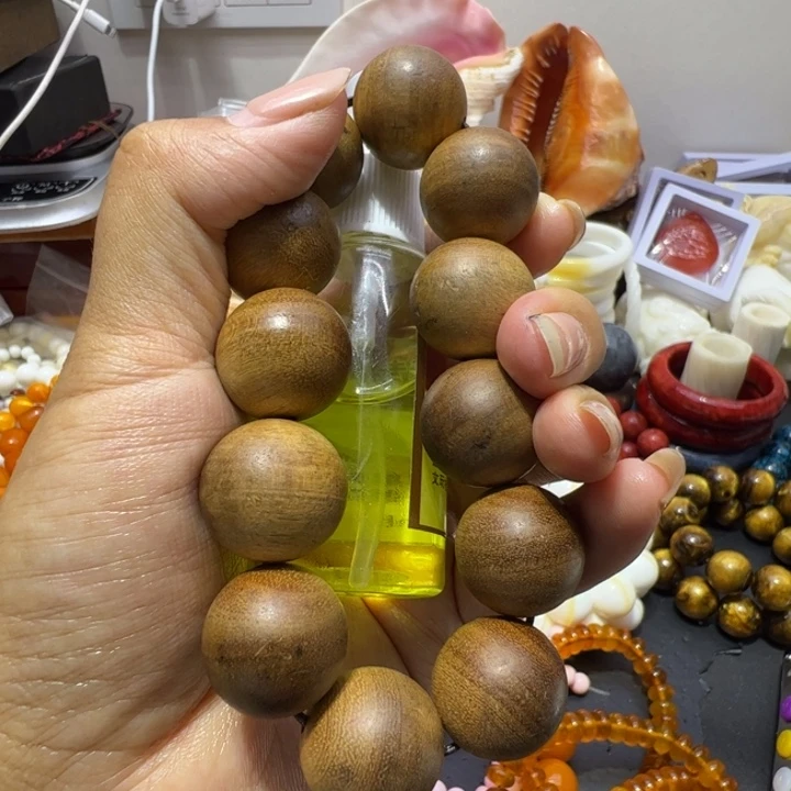 大理石磁石橄榄油