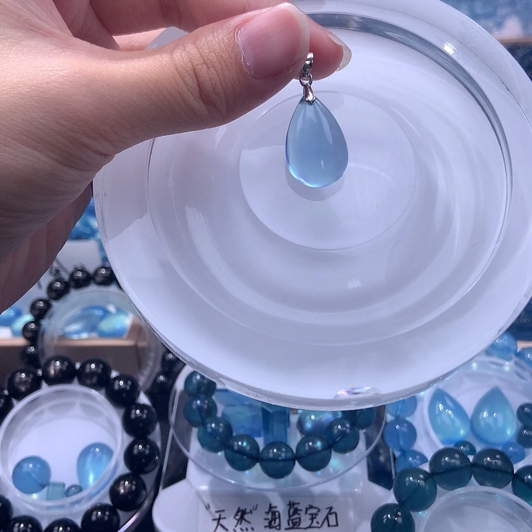 银S925镶嵌手串海蓝宝石水滴 112元 （叠拍2件）