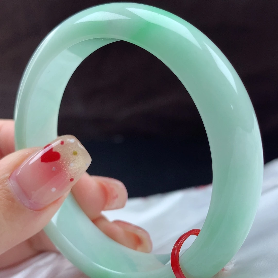 翡翠手镯未镶嵌89030，