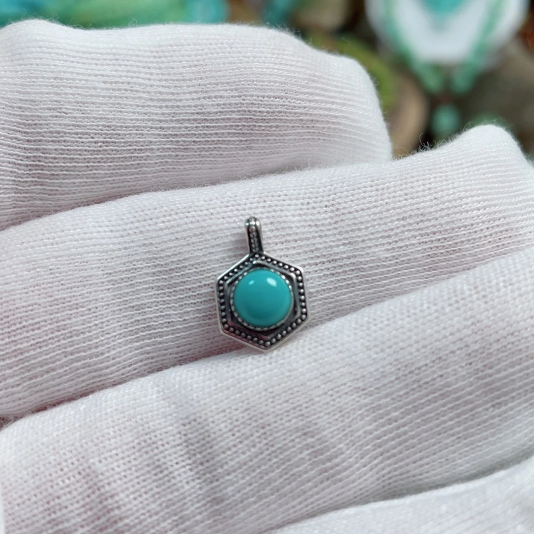 绿松石珠宝奇石银S925镶嵌