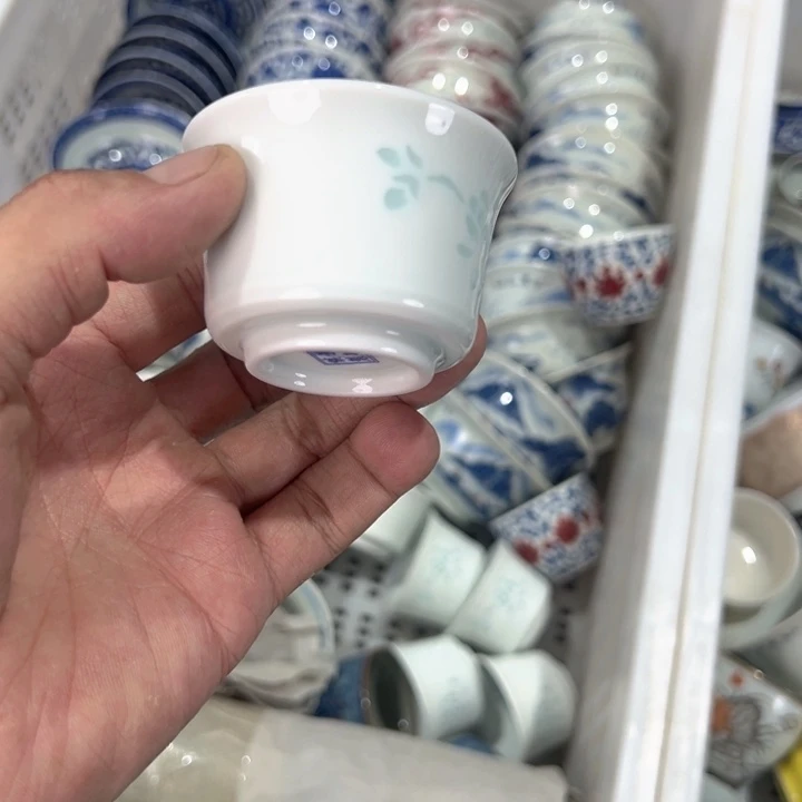 大***街瓷片白玲珑拍一发四个