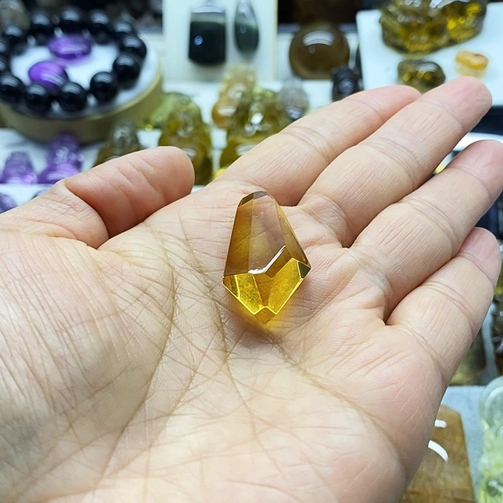 乐***多水晶颈饰未镶嵌吊坠