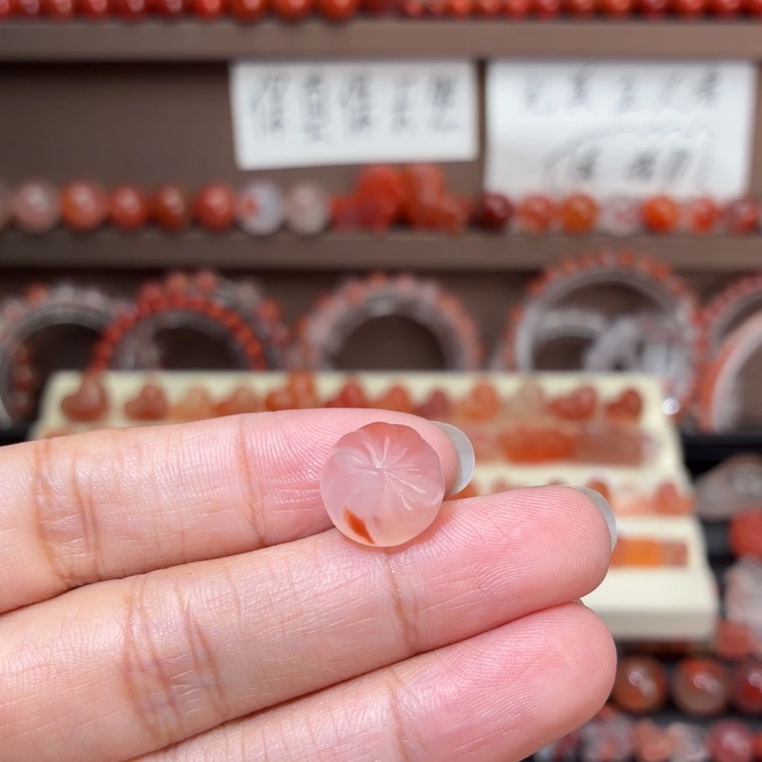 南红玛瑙未镶嵌川料包子