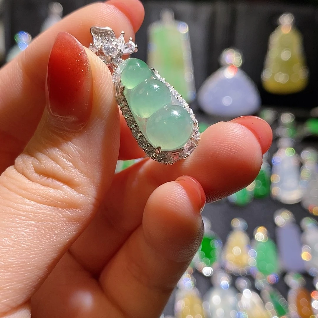 颈饰银S925镶嵌翡翠天然翡翠