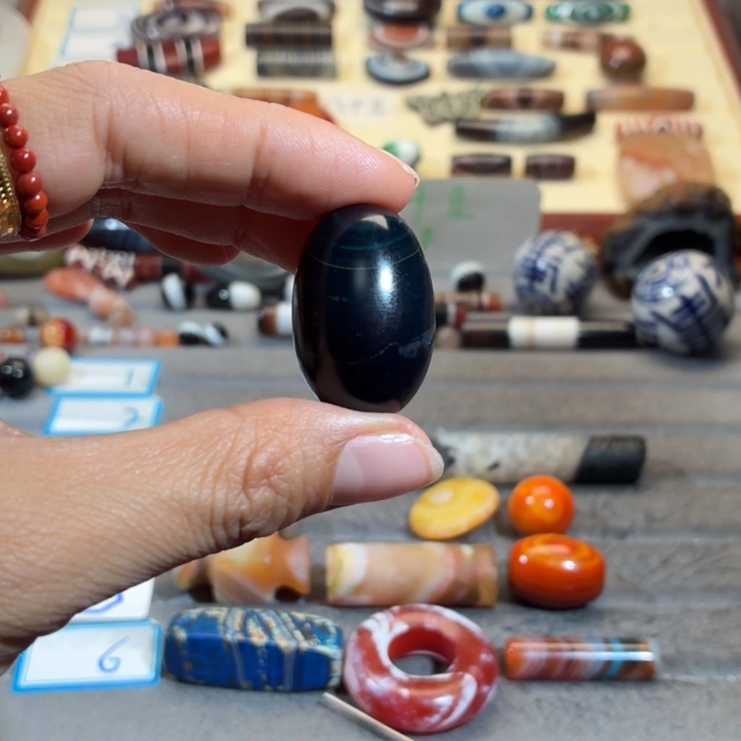 飞***空玛瑙/玉髓合金颈饰