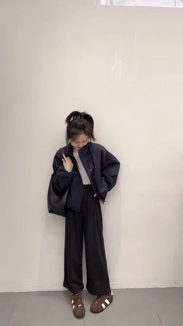 2025秋季新款韩版简约休闲显瘦冲锋衣夹克外套高腰休闲裤两件套装