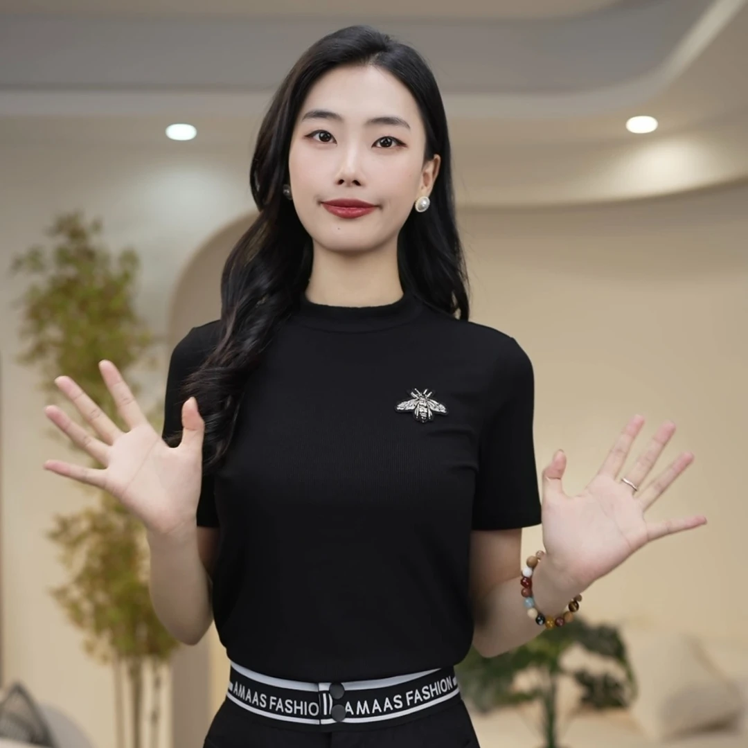[专柜]25夏季新款时尚百搭小蜜蜂显瘦纯色透气短袖T恤女1300360