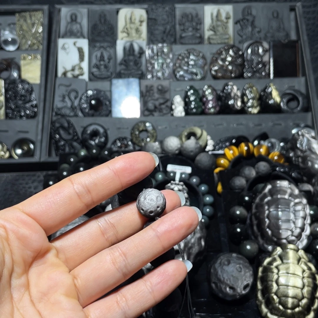 安***e黑曜岩未镶嵌珠宝奇石