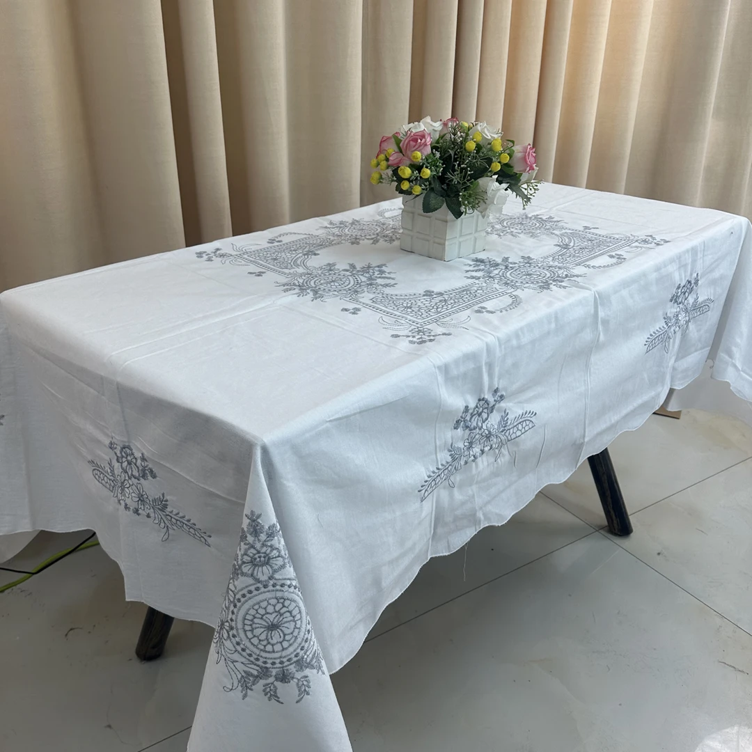 纯棉刺绣餐桌布-DASTIHAN 130X200