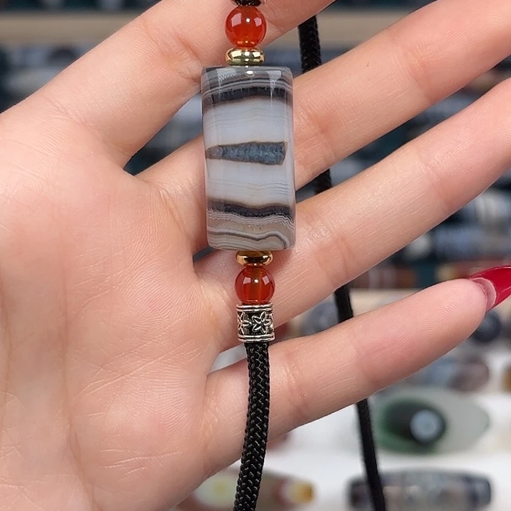 玛瑙/玉髓合金珠宝奇石