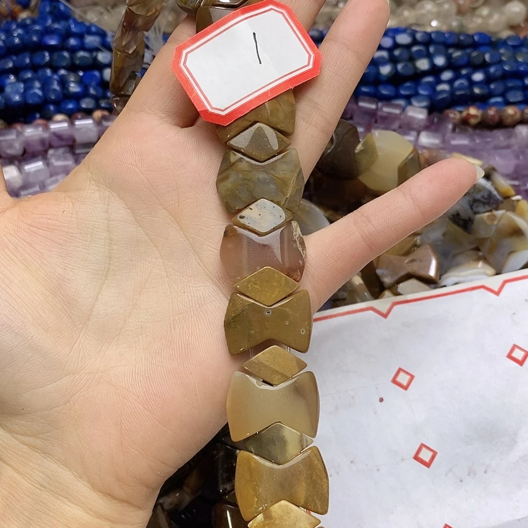 未镶嵌玛瑙/玉髓珠宝半成品玛瑙成品一条