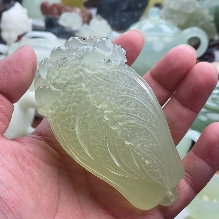 岫玉四大名玉手把件未镶嵌