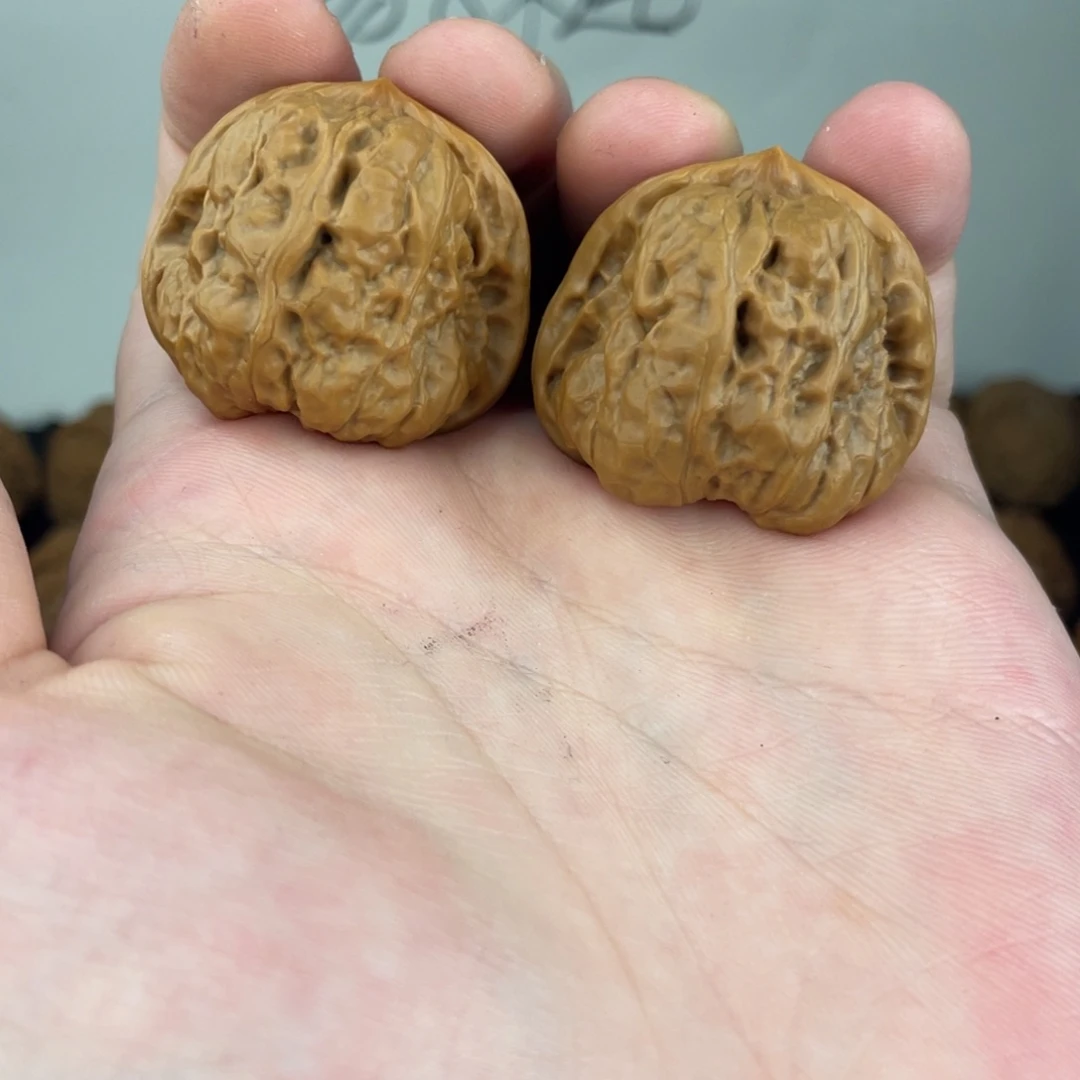 吊坠文玩核桃三七蛤蟆头一对全品