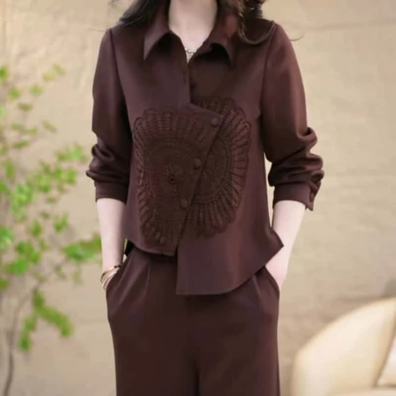 高档时尚气质2025新款春季百搭修身洋气显瘦遮肉上衣刺绣两件套装