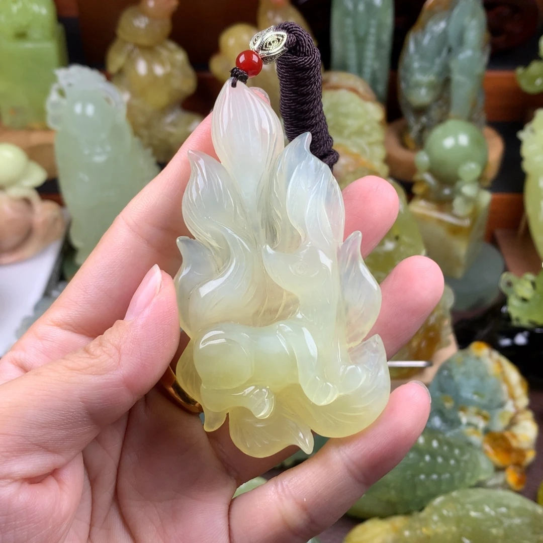 岫玉未镶嵌手把件