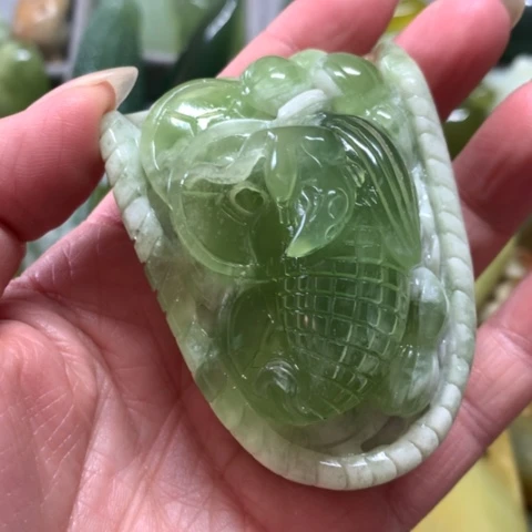 蛇纹石玉未镶嵌手把件