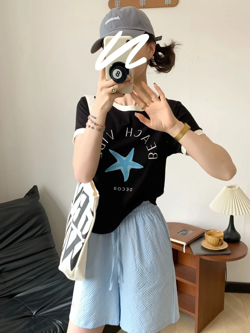 程程甄选  韩系设计款海星撞色时尚修身款简约T恤8362