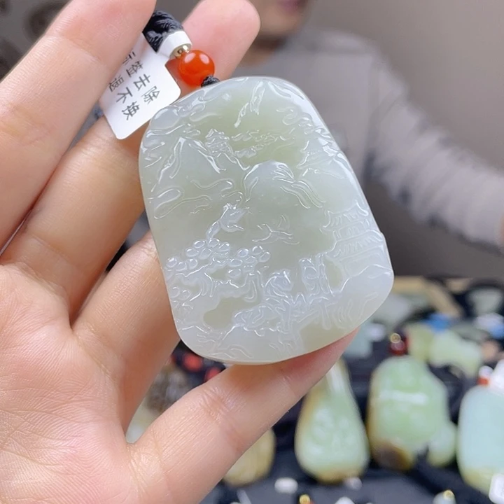 和田玉未镶嵌颈饰