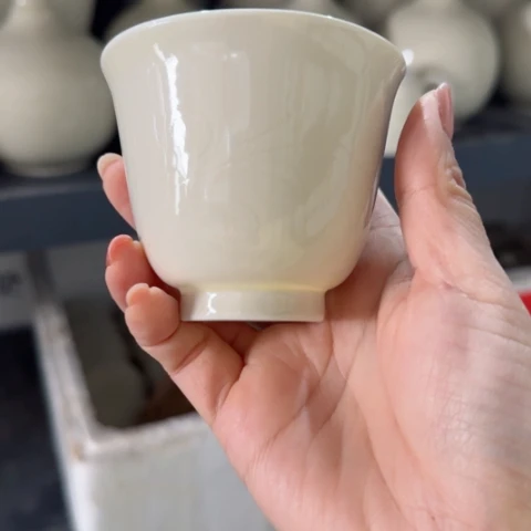 万***?瑕疵主人杯不退换