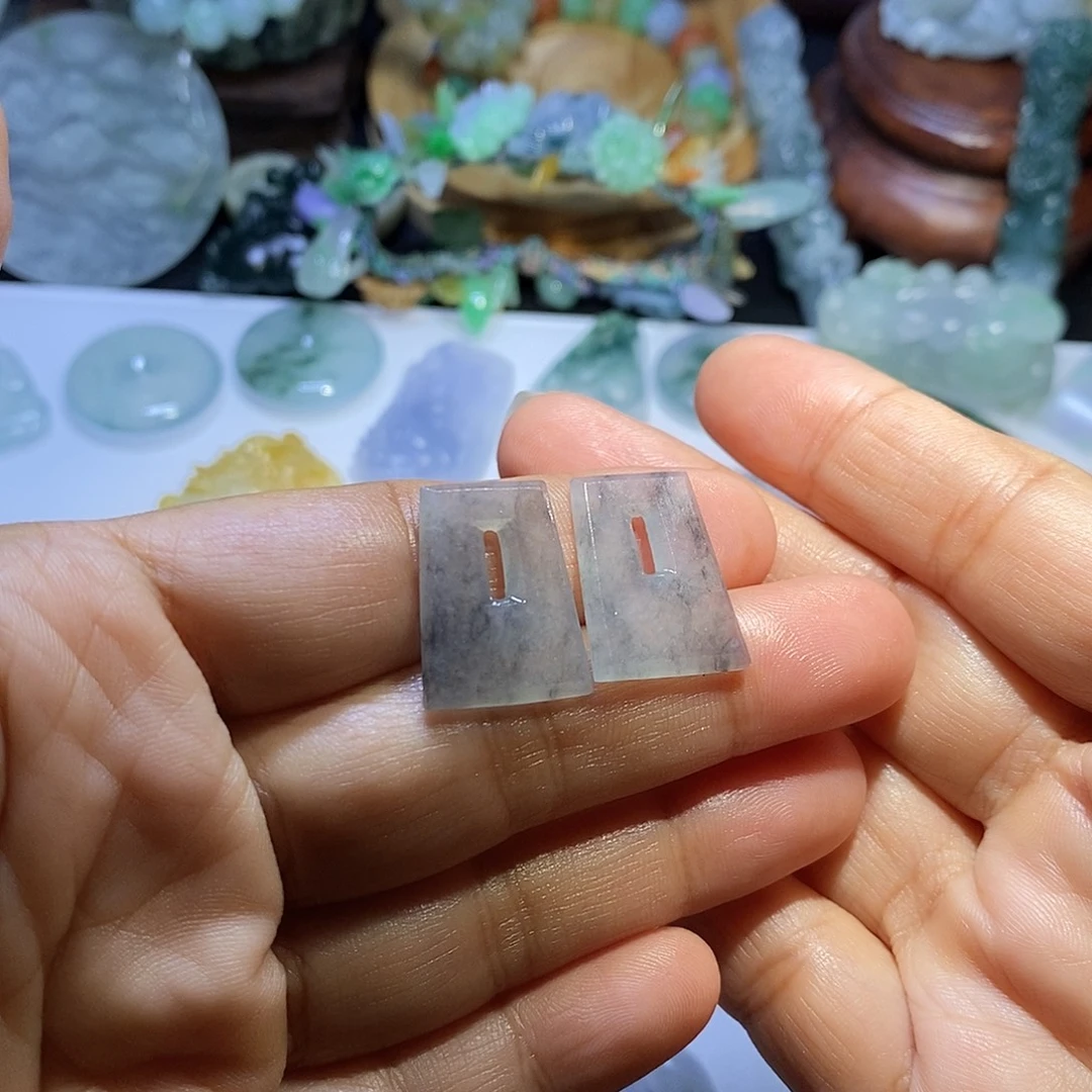 定制翡翠未镶嵌冰乌鸡方扣
