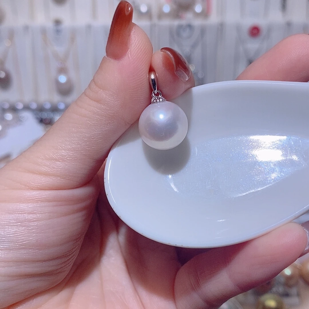 ^***^淡水珍珠吊坠(赠链)银S925镶嵌w